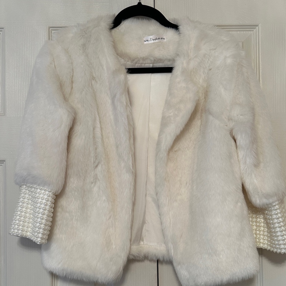 Elegant White Faux Fur Jacket with Pearl Accents